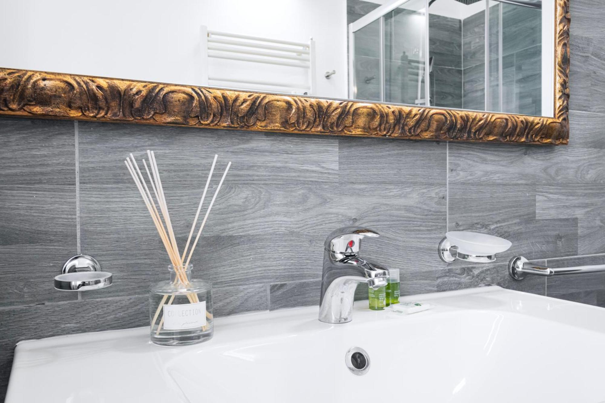 Easylife - Studio Moderno E Luminoso In Repubblica Milaan Buitenkant foto